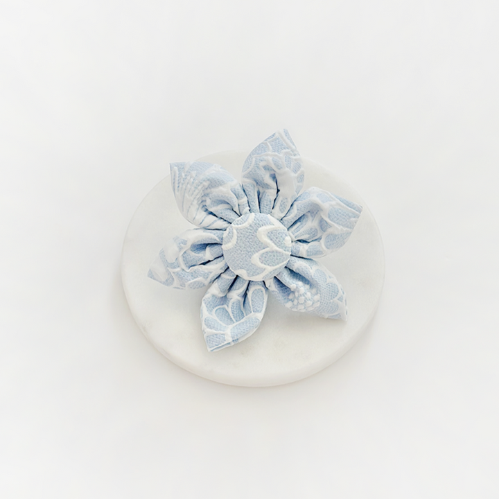 LUXE Baby Blue Flower Collar Flower