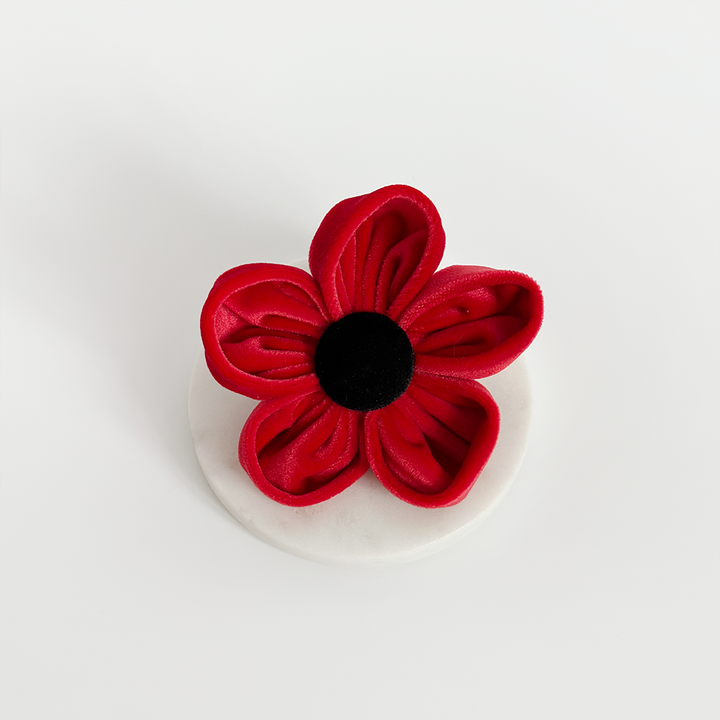 Poppy Collar Flower