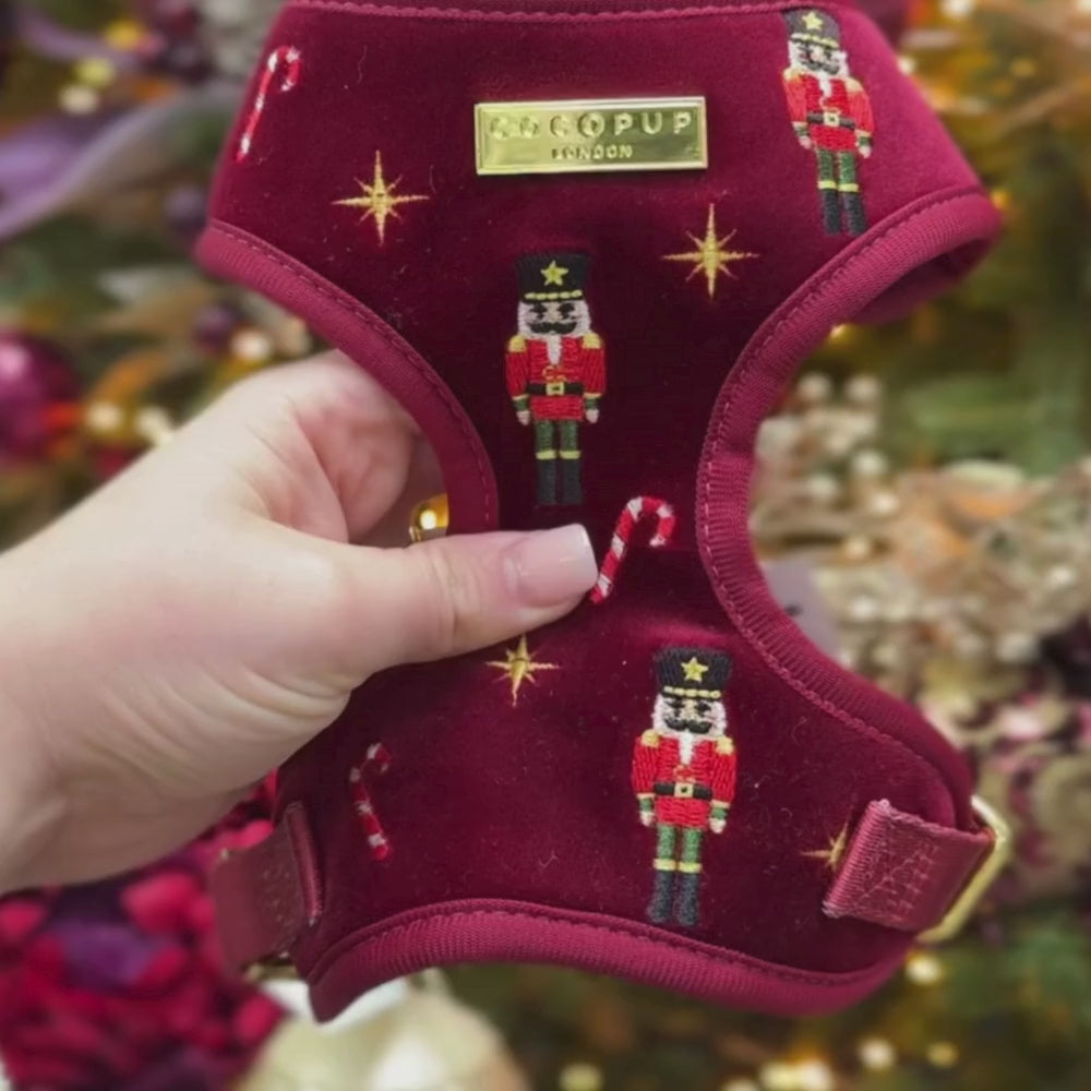 The Muttcracker Adjustable Neck HARNESS